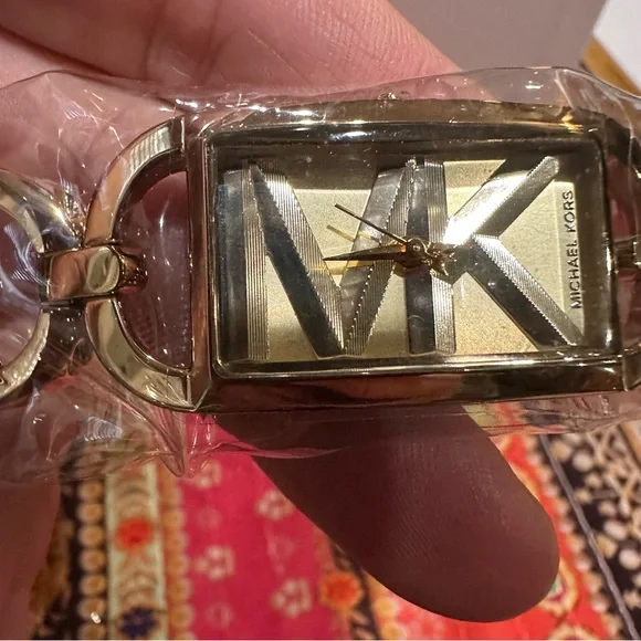 Michael Kors MK Empire Watch – MK7406 – Gold-Tone Stainless Steel- NWT - Picture 9 of 10